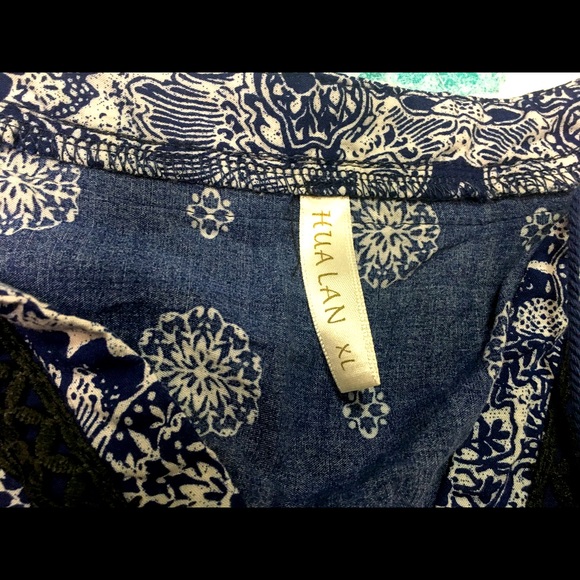 Hua Lan island styled tunic, size XL but fit like M-L - Picture 3 of 3